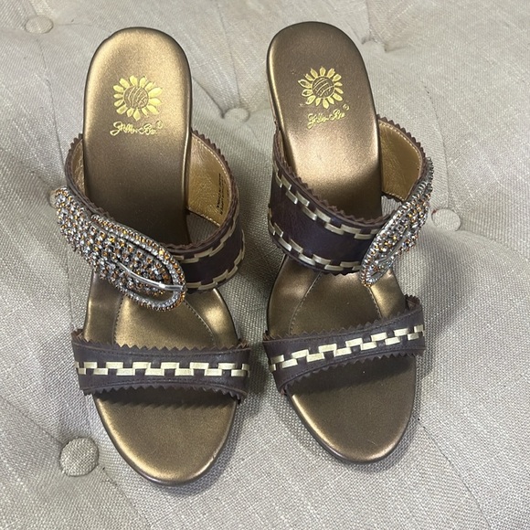 Yellow Box Gable Buckle Rhinestone Embellished Leather Cork Wedge size 9 - Picture 2 of 11